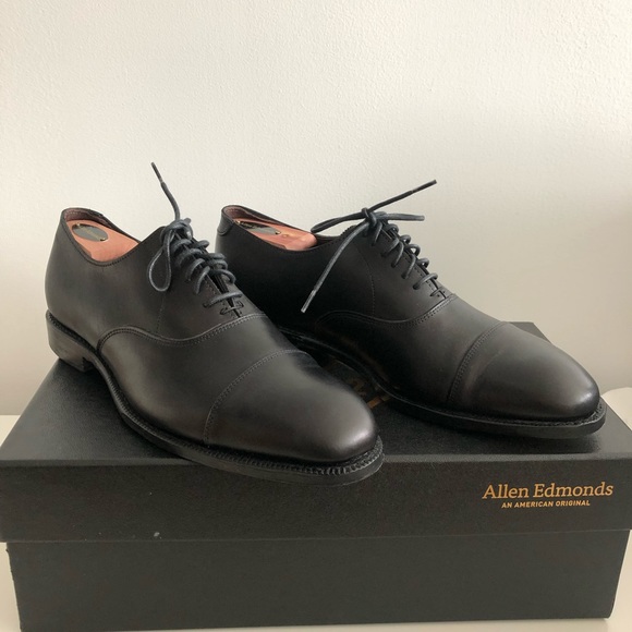Allen Edmonds Shoes Allen Edmonds Laces Up Shoes Poshmark